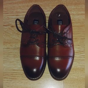 Stacy Adams brown size 11m toddler boy dress shoes.
